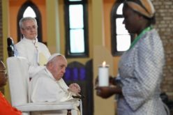 Папата: Служете им на луѓето како сведоци на Божјата љубов