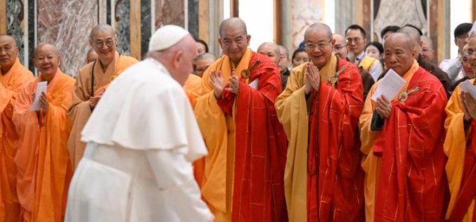 Папата до будистичките монаси од Тајван: Нека напредува културата на средба