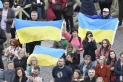 Близината на Папата со еквадорското население и молитва за Украина