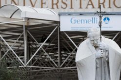 Папата Фрањо се заблагодари за близината и молитвите: Трогнат сум од бројните пораки