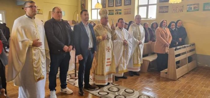 Епископот Стојанов за Велигден служеше во Чанаклија и Радово
