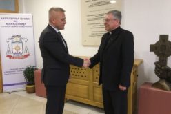 Бискупот Стојанов се сретна со Државниот секретар за Хрватите надвор од Хрватска