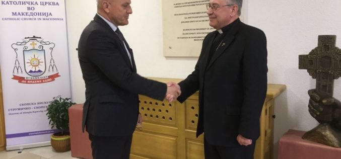 Бискупот Стојанов се сретна со Државниот секретар за Хрватите надвор од Хрватска
