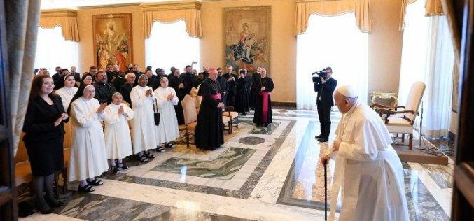 Папата: Мисионерската проповед не е прозелитизам