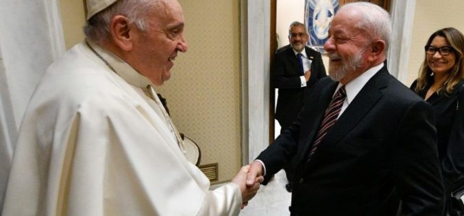 Папата го прими претседателот на Бразил, Луис Инасио Лула да Силва