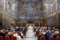 Папата до уметниците: Потребна ни е хармонија за да го оживееме нашиот свет