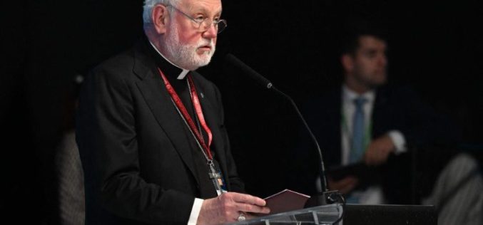 Надбискупот Галагер за храброто дејствување на папата Фрањо за мир
