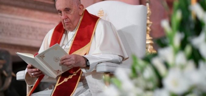 Папата до црковните водачи: Појдете подлабоко, споделете го патот, евангелизирајте
