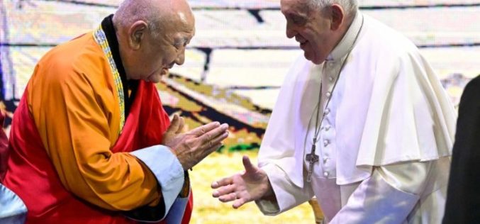 Папата во Монголија: Религиите во служба на доброто; нека негуваат дијалог, хармонија, надеж