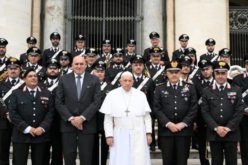 Папата: Против мафијашкиот менталитет се потребни закони