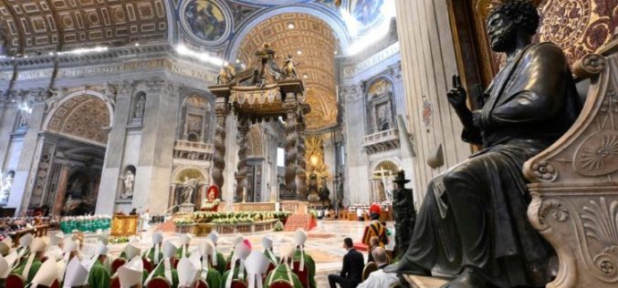 Папата Фрањо: Сонуваме за Црква која им служи на сите