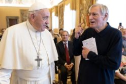 Папата до жените кои ја напуштија мафијата: Ви благодараме на храброста, продолжете да се борите