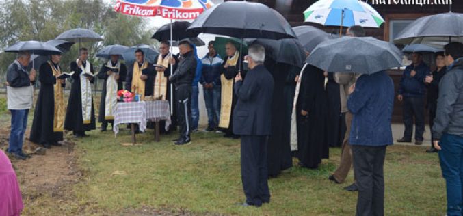 Владиката Стојанов го благослови пасторално социјалниот центар во Сарај