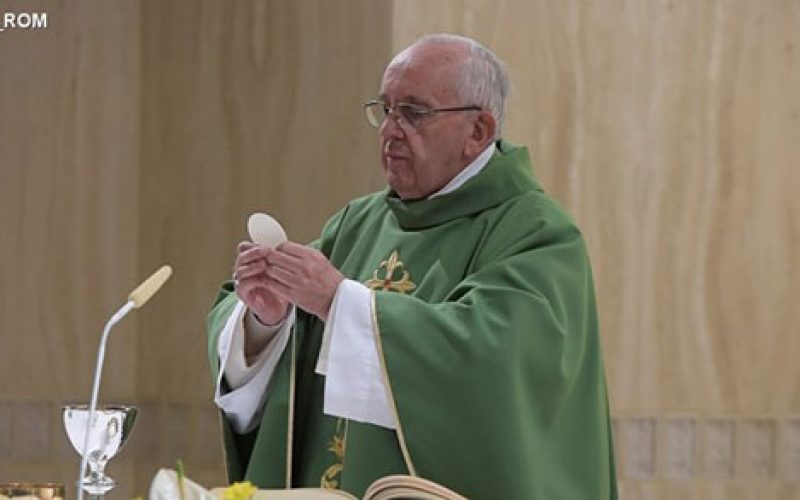 Папата Фрањо повика на борба против лицемерието