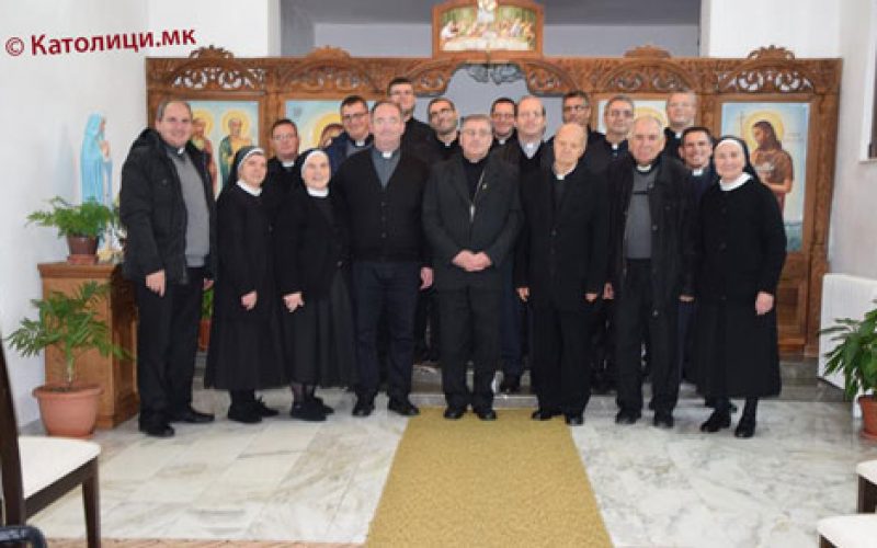 Духовна обнова за свештениците од Апостолскиот егзархат во Македонија
