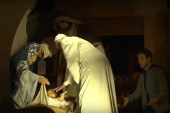 Папата: Божиќната пештера и божиќното дрво се порака на надеж и љубов