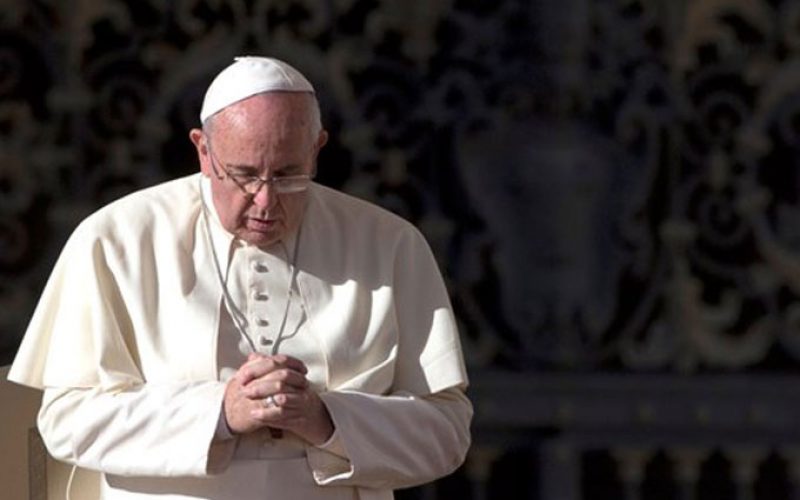Папата упати телеграма со сочувство до Владимир Путин