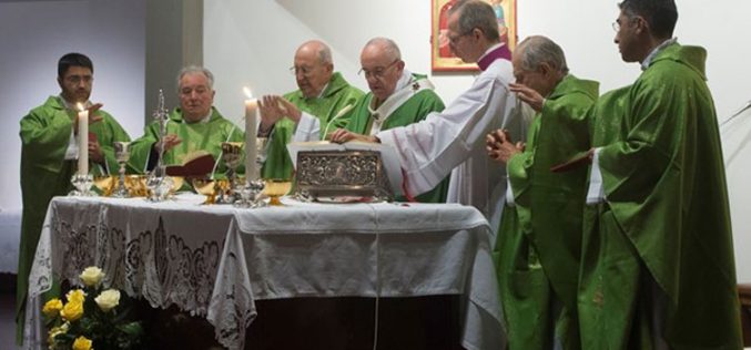 Папата во посета на парохијата Света Марија Сетевиле