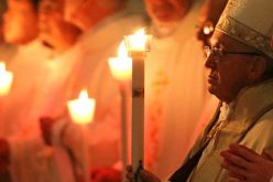 Папата до монасите и монахињите: Чувајте се од искушението „преживување“