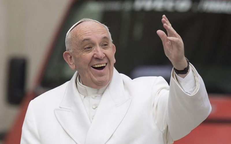 Папата: Човечкиот егоизам и грев го уништуваат создаденото
