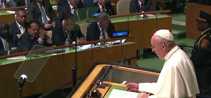 Папата од ООН побара забрана на нуклеарно вооружување