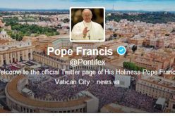 Папата: Религијата помага за подобро и помирно општество