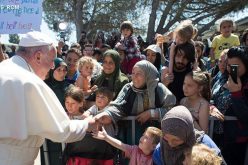 Папата донира за жителите на островoт Лезбос погодени од земјотресот