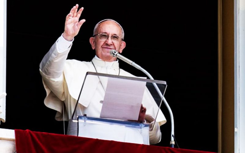 Папата: Да се учиме да одиме кај Исус