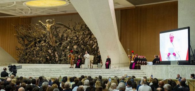 Папата Фрањо: Литургиската реформа е неповратна