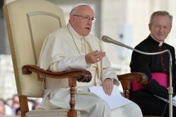 Папата: Исус ни донесува радост и нова надеж