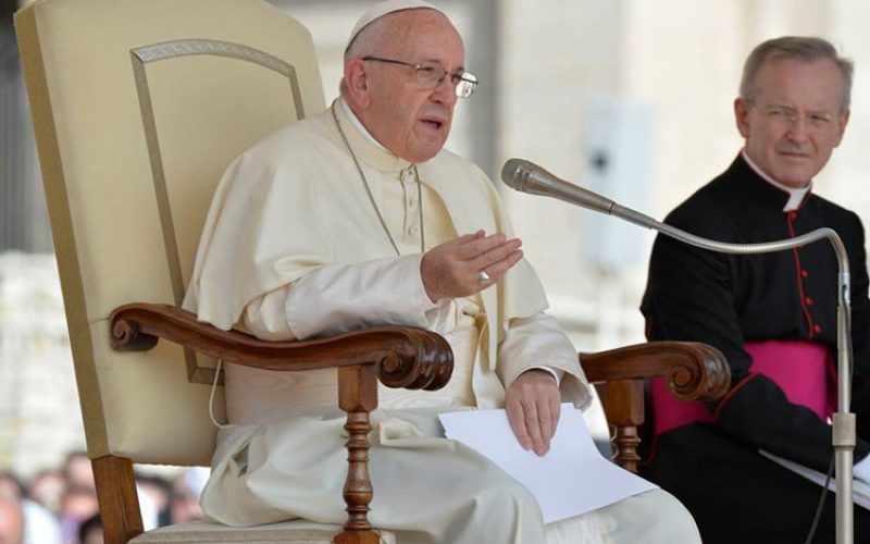 Папата: Исус ни донесува радост и нова надеж
