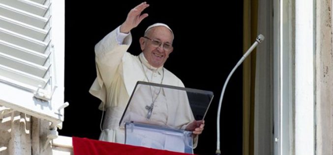 Папата: Нема вистинска љубов без саможртвување