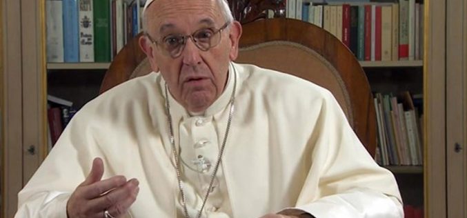 Папата упати видео-порака до народот на Колумбија