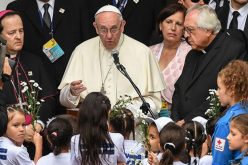 Папата го посети домот „Сан Хозе“  во Меделин