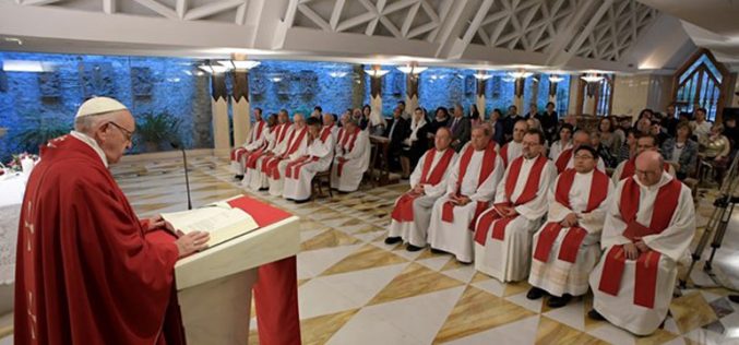 Папата Фрањо: Нема Христос без крст, ниту крст без Христос