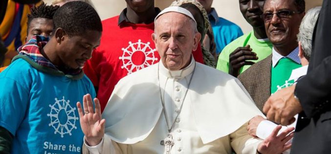 Папата: Не плашете се да ја споделувате надежта