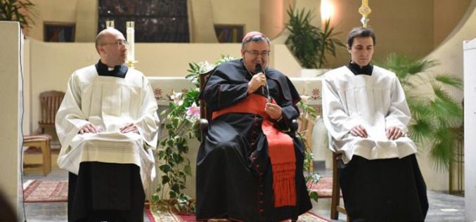 Кардиналот Пуљиќ разговараше со верниците