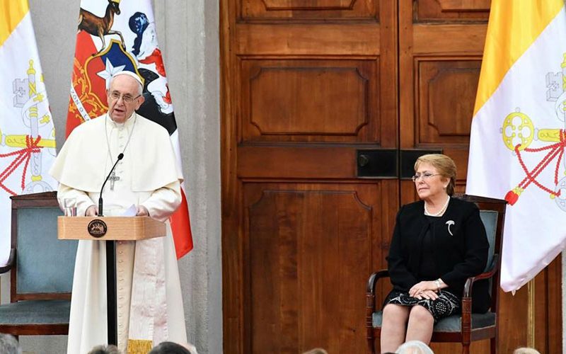 Средба на Папата со претставниците на власта во Чиле