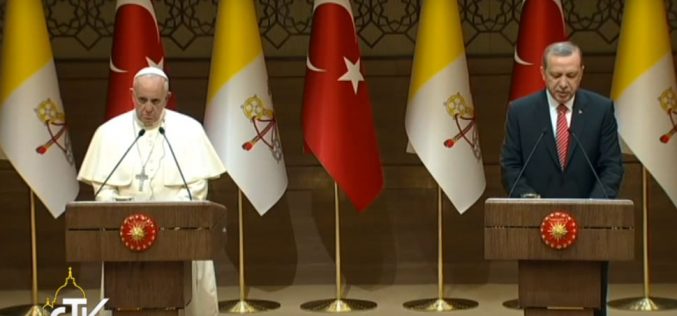 Папата Фрањо ќе го прими турскиот претседател Ердоган