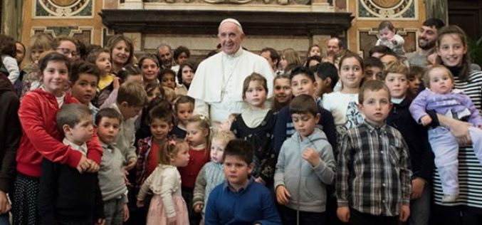 Папата ќе ја посети заедницата Номаделфија