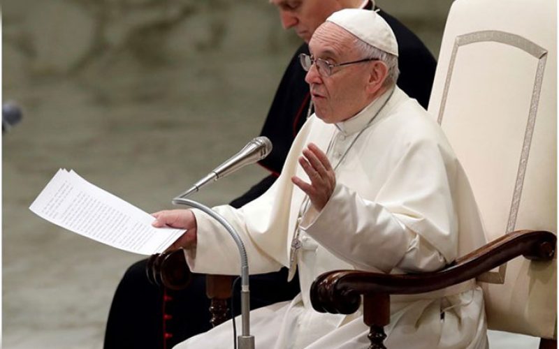 Папата: Нашиот живот да биде благодарност кон Бог