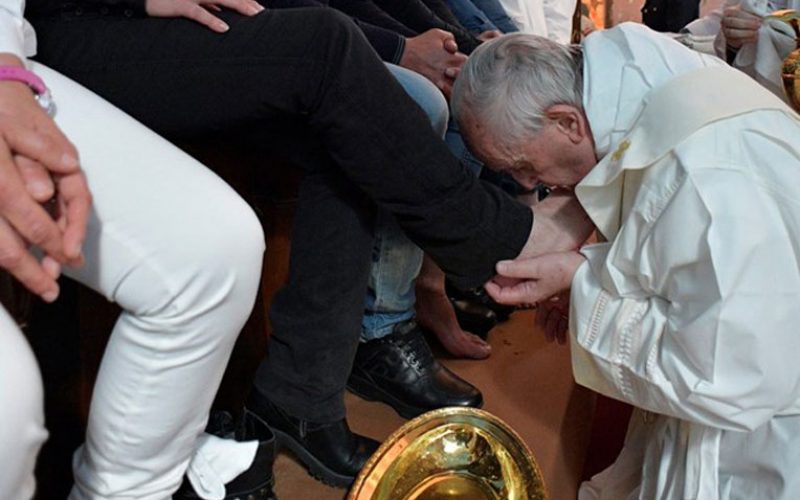 Папата на Велики Четврток ќе служи во римски затвор