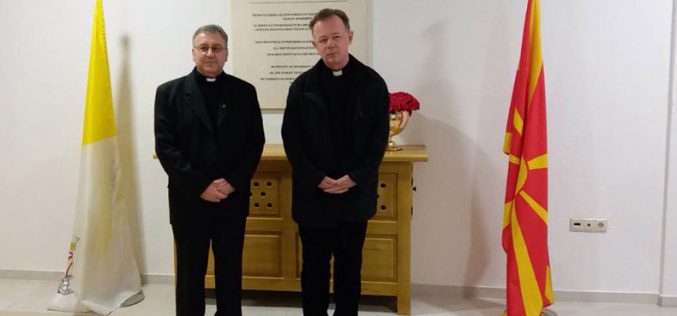 Бискупот Стојанов го прими о. професор Станушиќ
