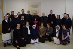 Велигденска честитка до бискупот Стојанов од Богопосветените лица