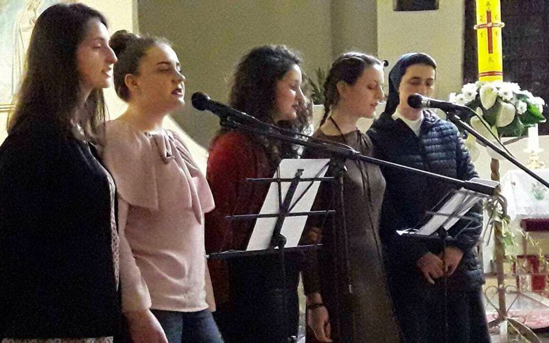 Велигденски концерт на бендот Агапе во Скопската катедрала
