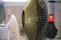 Папата: Следете го Исус не од интерес, туку од вера