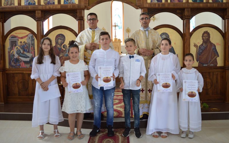 Прва Причест во парохијата „Свети Иван Крстител“ во Струмица