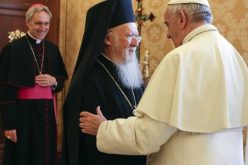 Папата Фрањо повика на молитва за екуменската средба во Бари