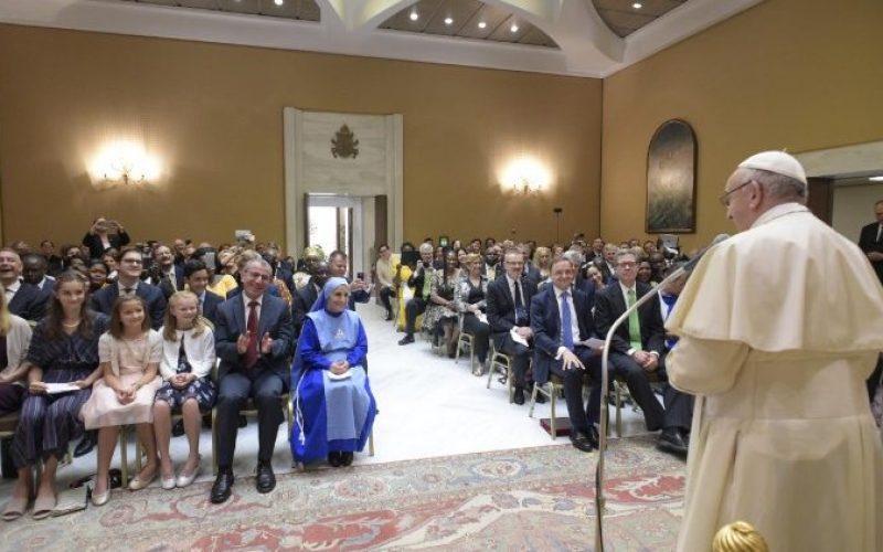 Папата: Политичарот христијанин е повикан да биде сведок