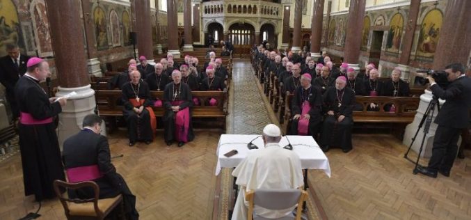 Папата до ирските епископи: Бидете храбри и креативни